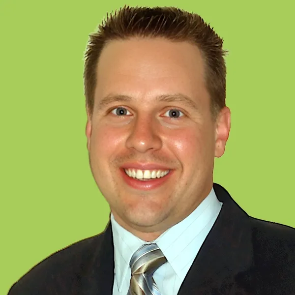 Dr. Alexander Alcaraz